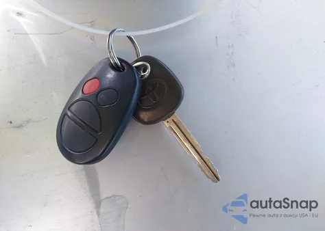 2004 Toyota Sienna Le из США, поврежденный, VIN 5TDZA23C84S199940